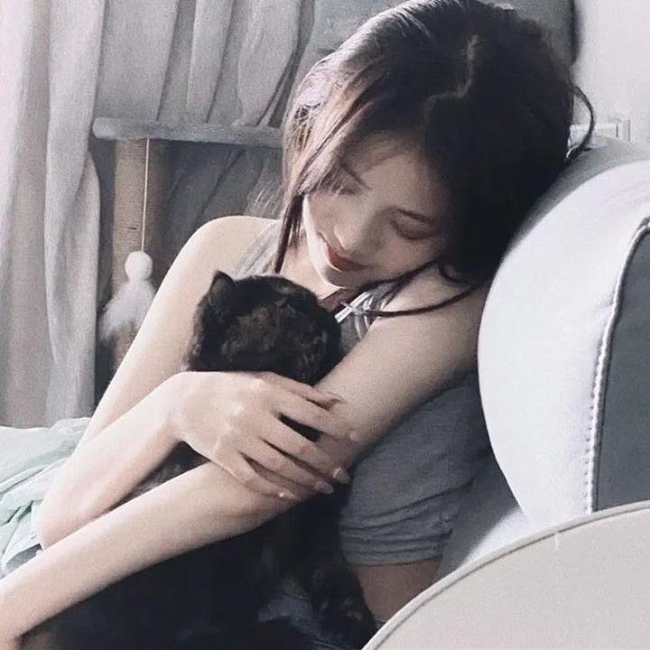 孤苦盲女阿玲